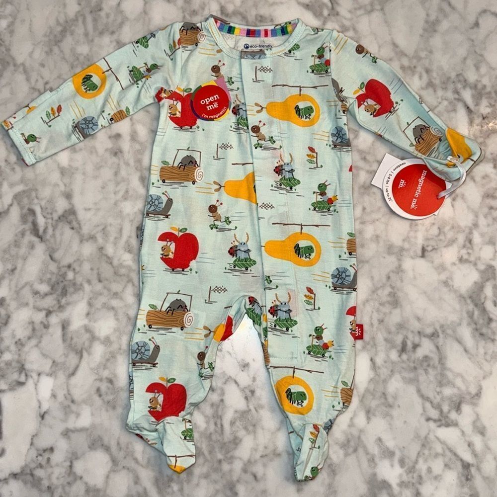 NWT MAGNETIC ME MODAL APPLE PEDDLERS FOOTIE